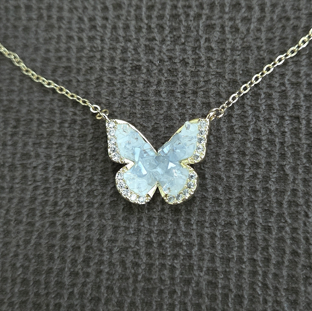 La Meno Stationary Druzy Butterfly Pendant Necklace - Nib